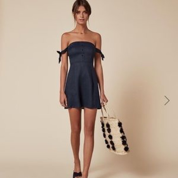 Reformation Dresses & Skirts - Reformation Arnaut Dress